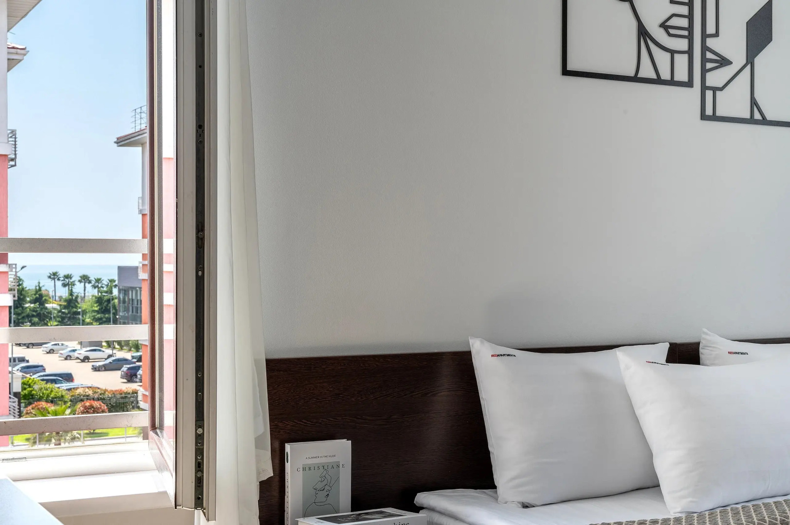 Апартаменты Red Apartments Си Сайд Песчаный