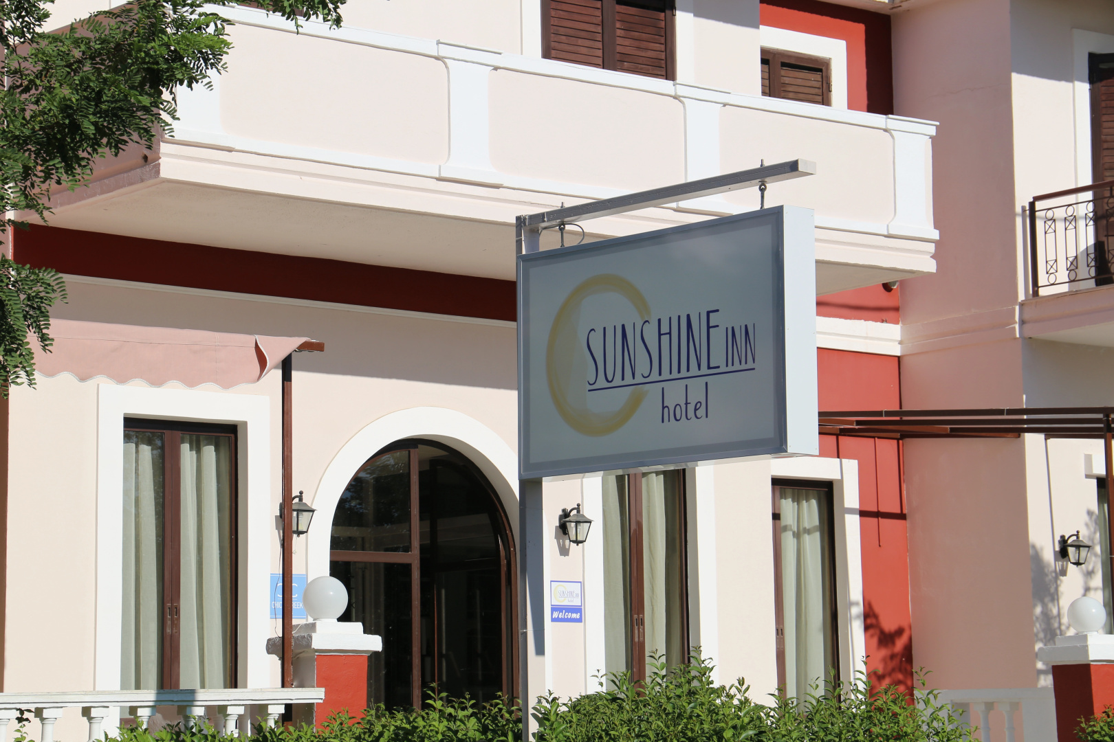 Отель Sunshine Inn