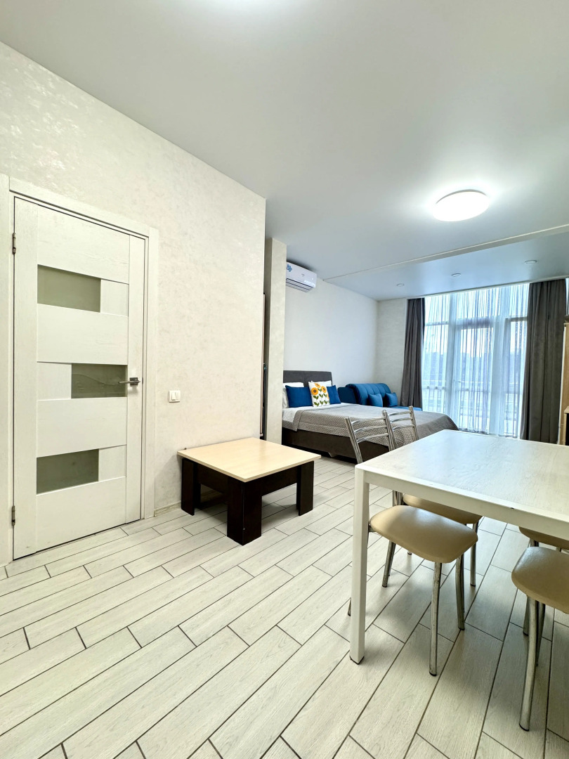 Квартира Бульвар Надежд 6/2 1