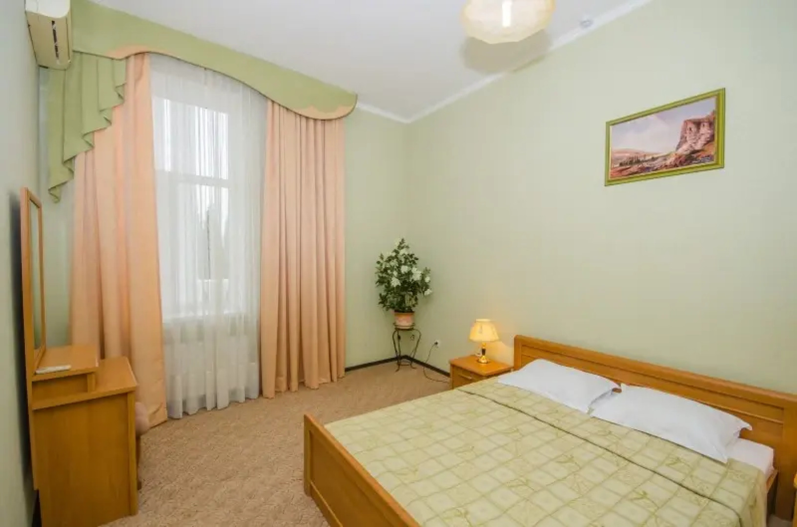 Отель Дельфин