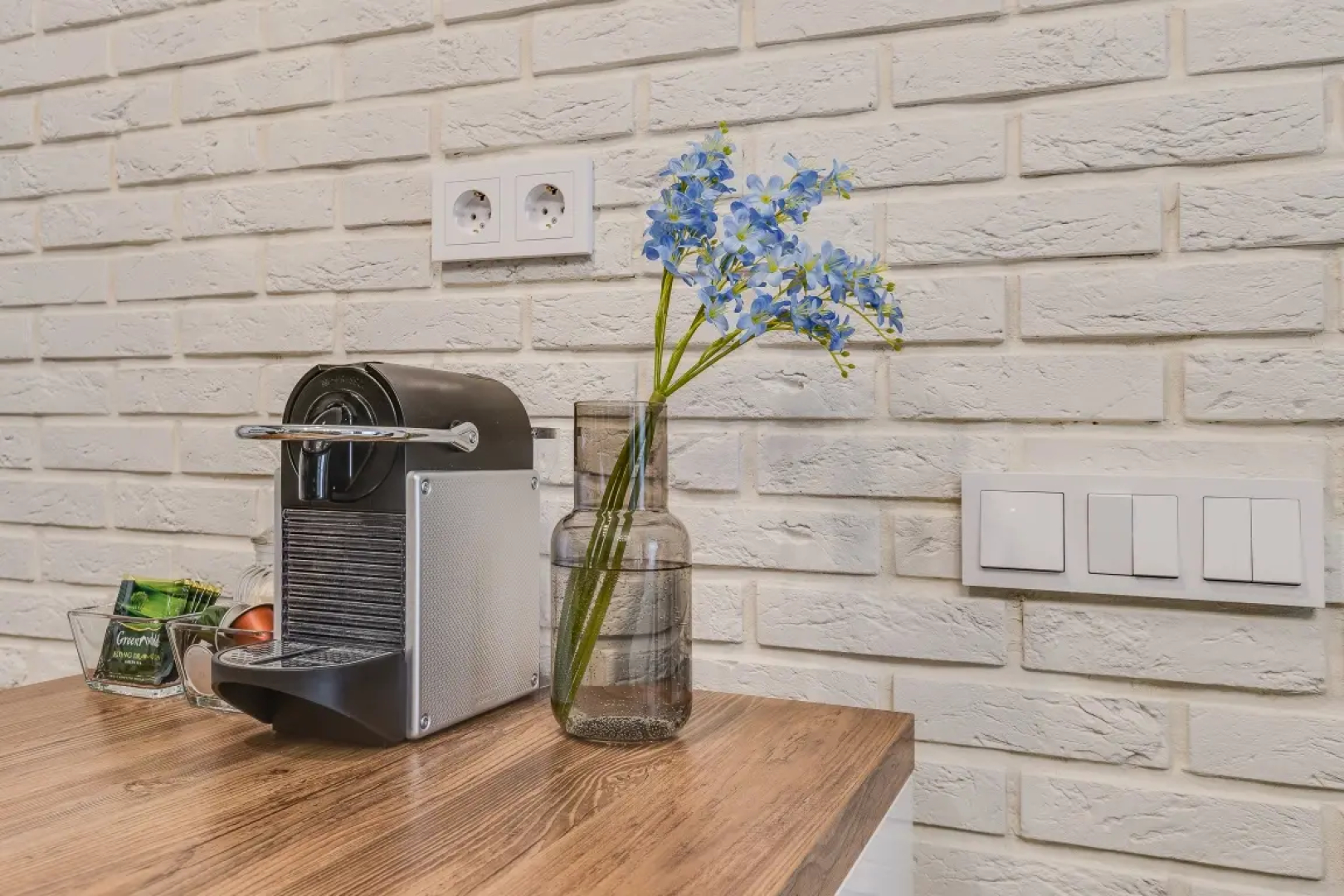 Апартаменты Улучшенные с Балконом и Видом на Парк Business Apartments