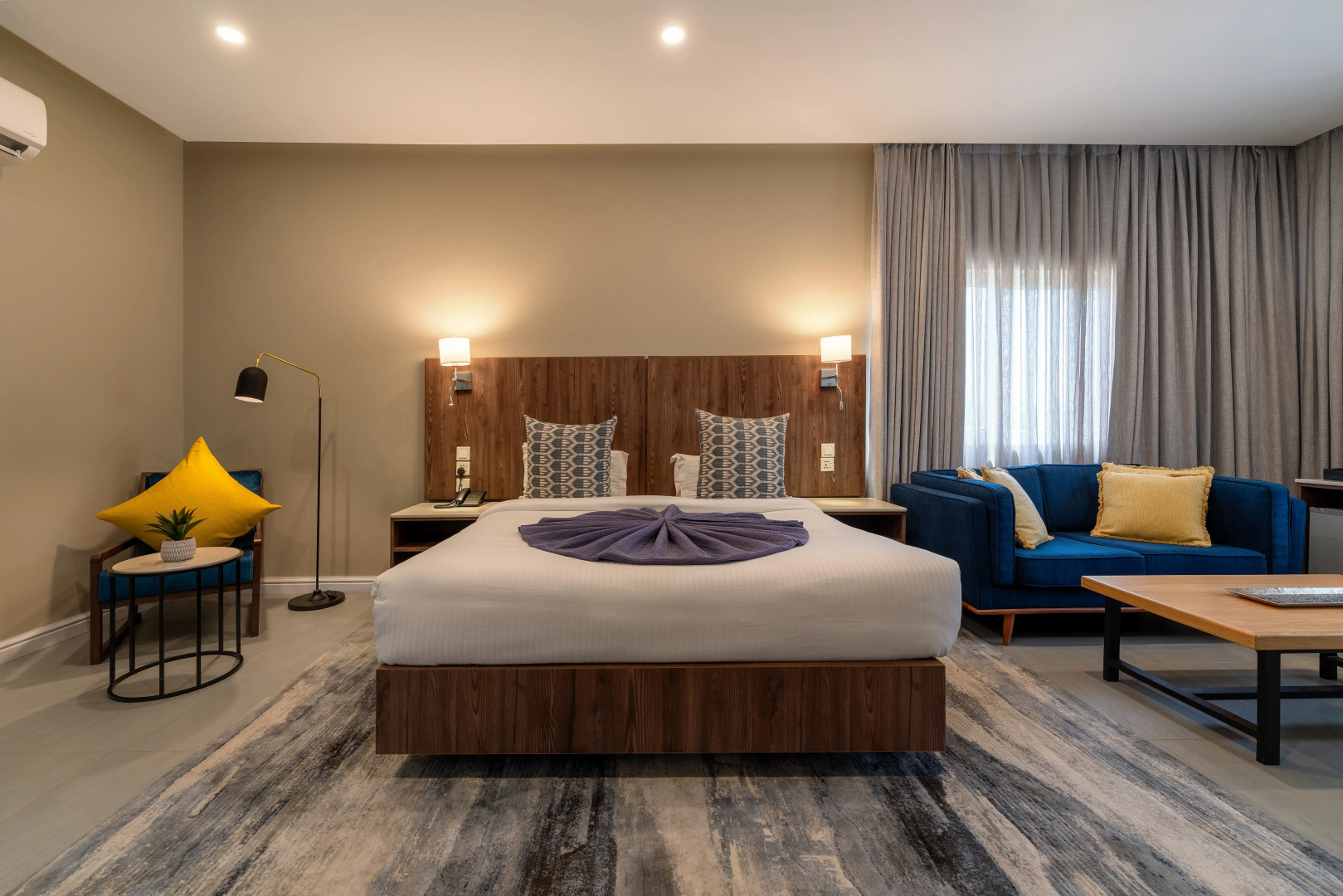 Отель Central Ridge