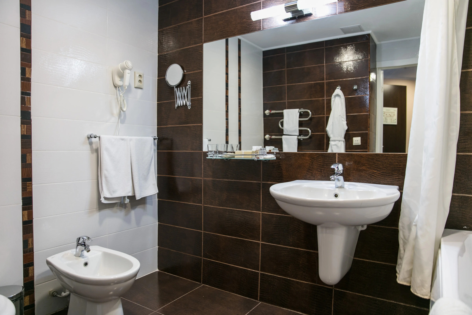 Топос Конгресс-Отель (бывший ВертолОтель)