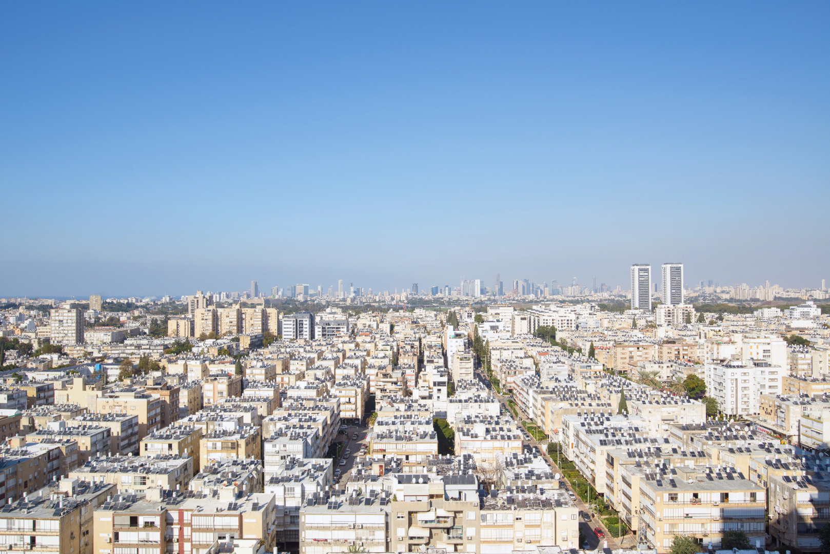 Апартаменты Deluxe & Terrace with City Overview by FeelHome