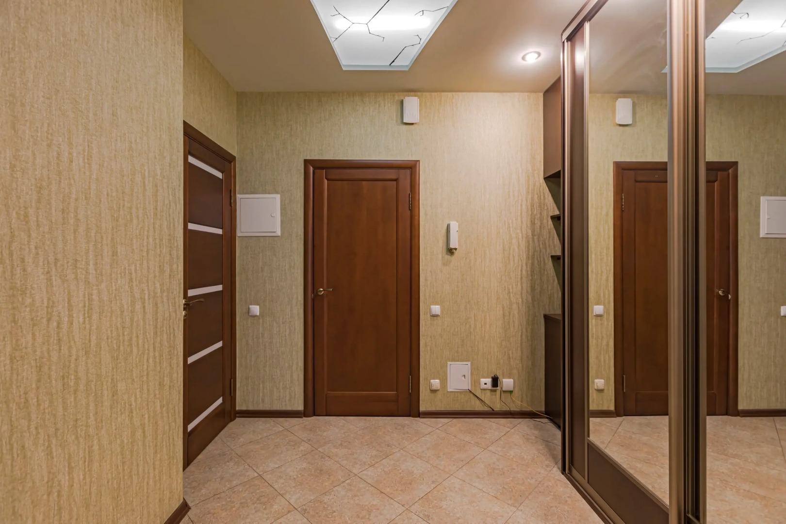 Квартира Чистая и Уютная у Лошицкого Парка