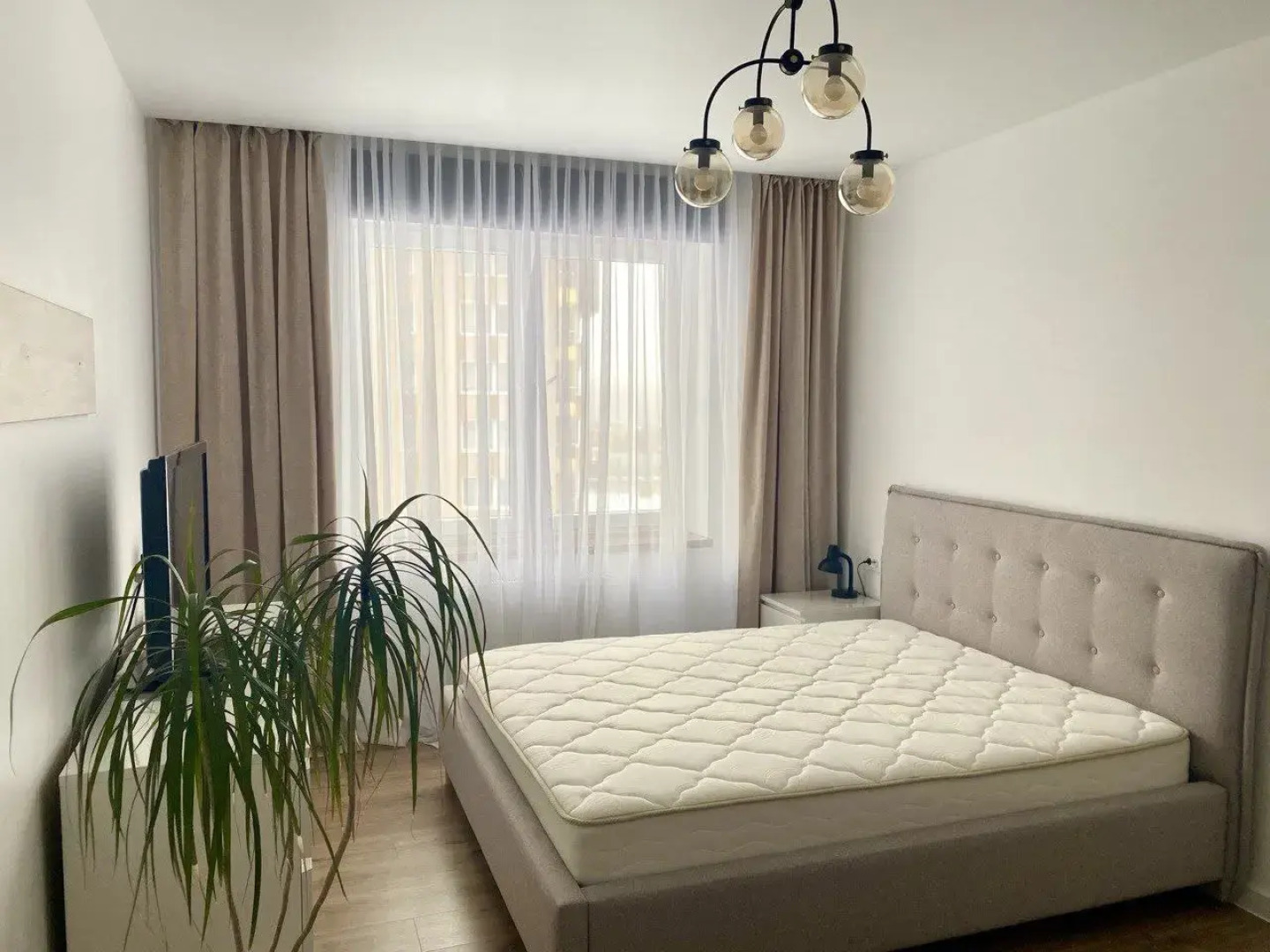 Квартира в кругу озер и моря