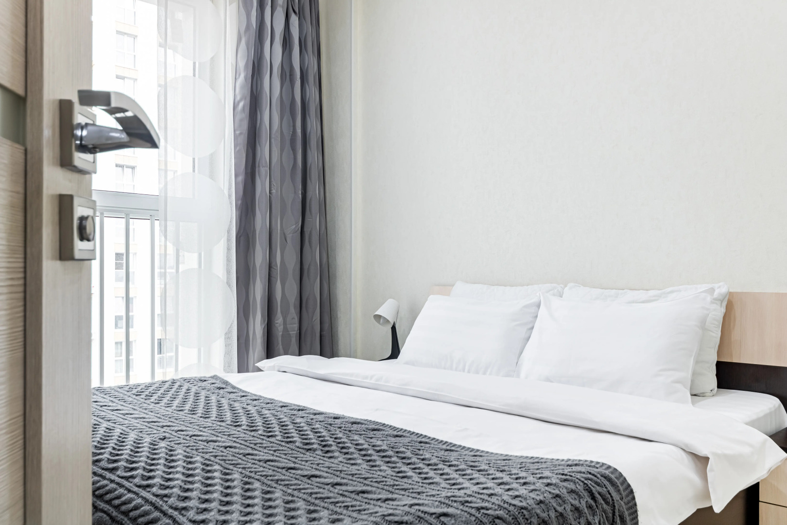 Апартаменты формата евро2 в центре 2 ЖК телевизора удобная кровать заселение круглосуточно by Depart Apart