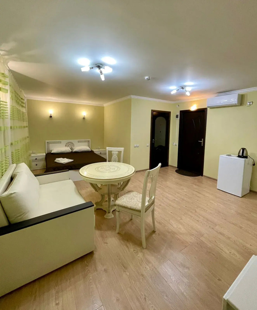 Отель Дельфин