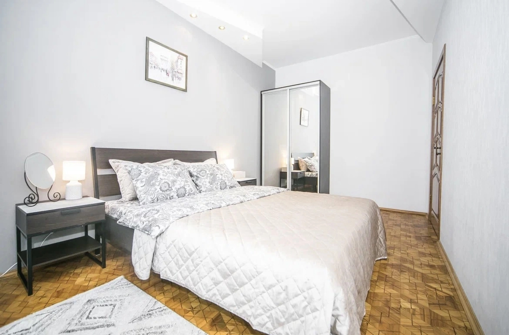 Апартаменты на проспекте Независимости 36