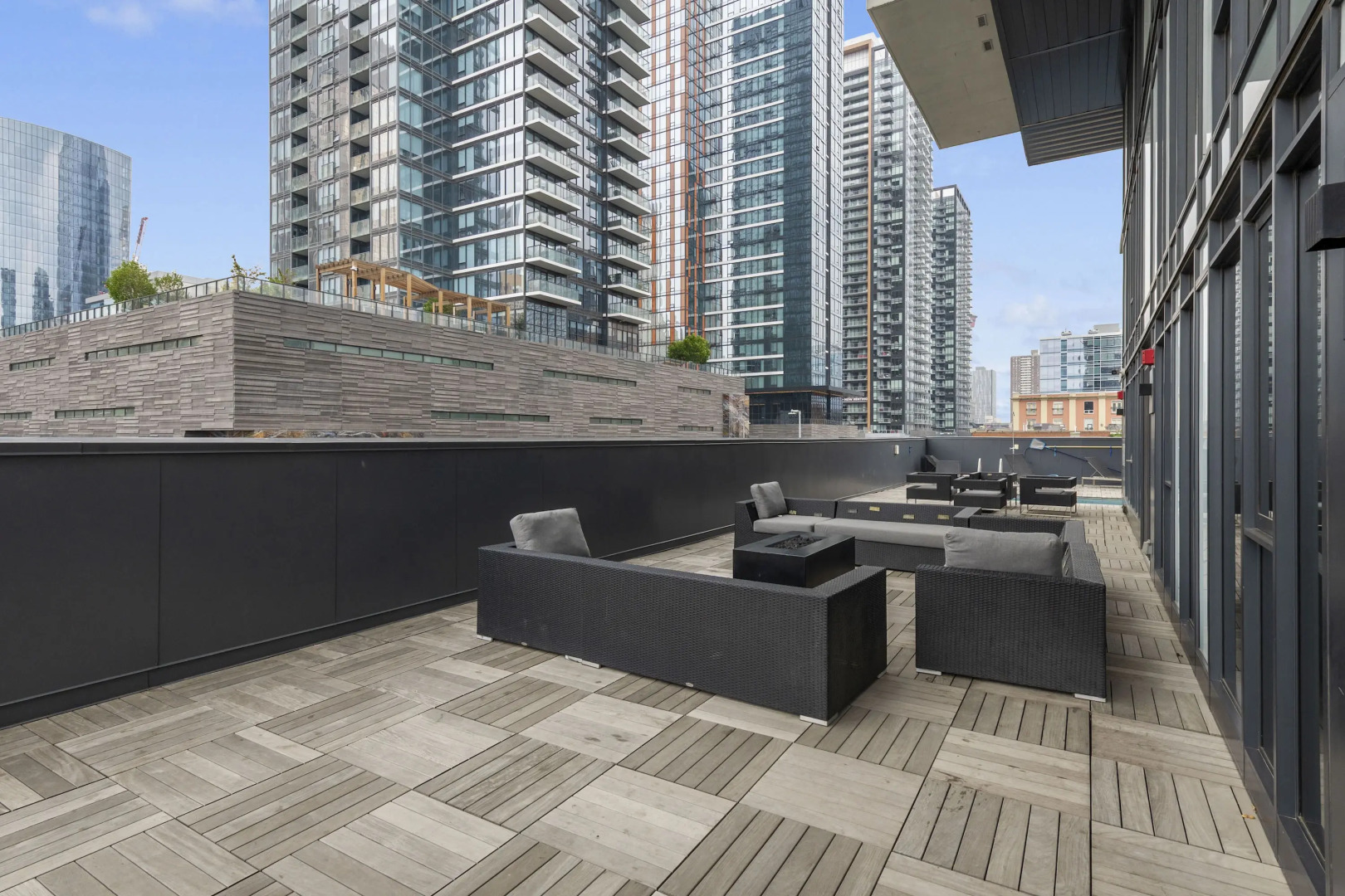 Апарт-отель Globalstay Downtown Calgary Apartments