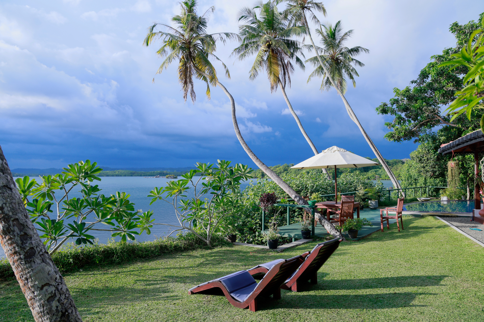 Вилла South Point Cottage 3 bedrooms Lake front