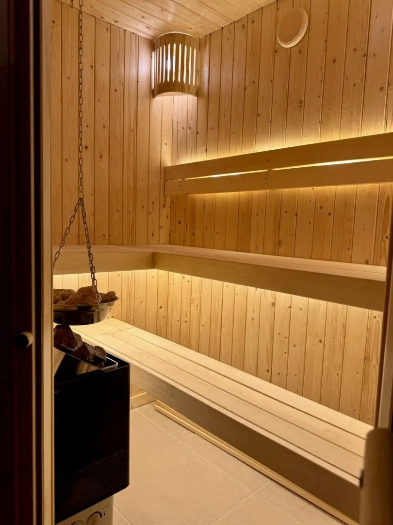 Частный Дом с Панорамными Окнами от Sheluha House