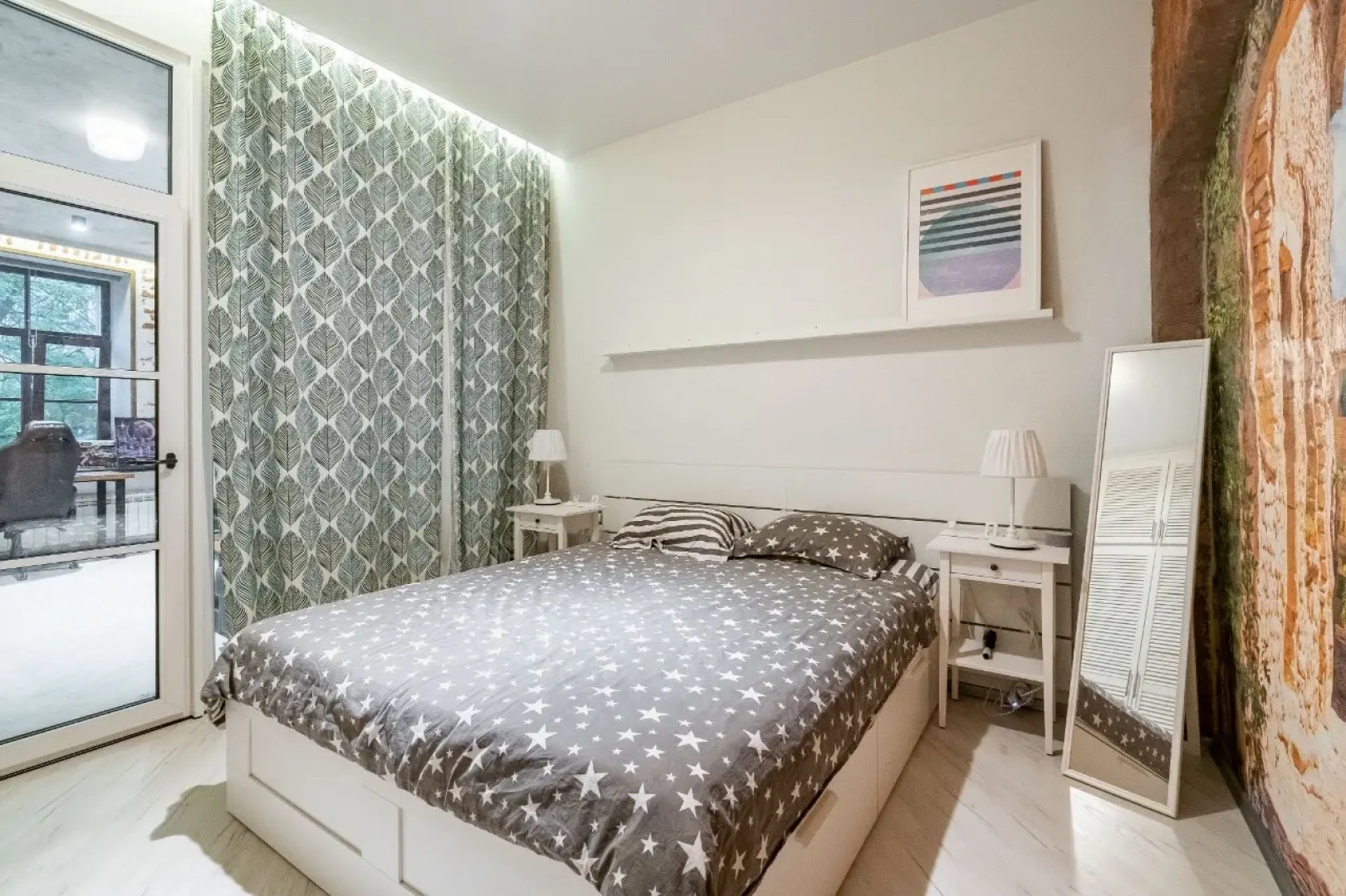 Квартира в сердце Санкт-Петербурга с парковкой для вашей семьи