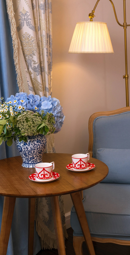 Отель Реавиль