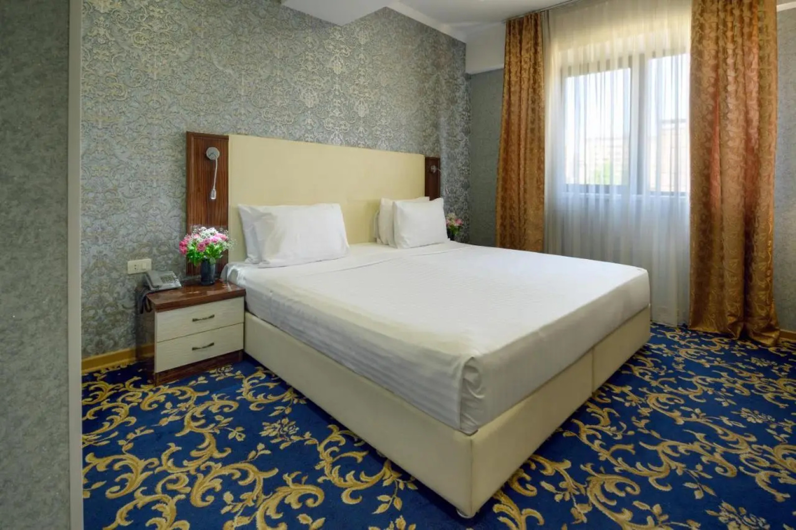 Royal Plaza by Stellar Hotels, Yerevan