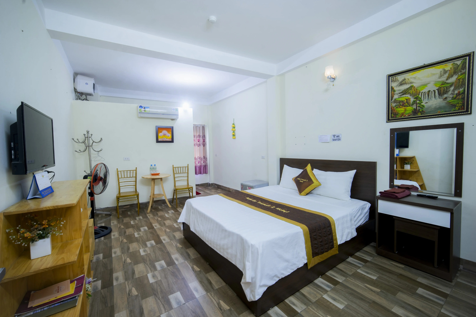 Отель Family Transit 2