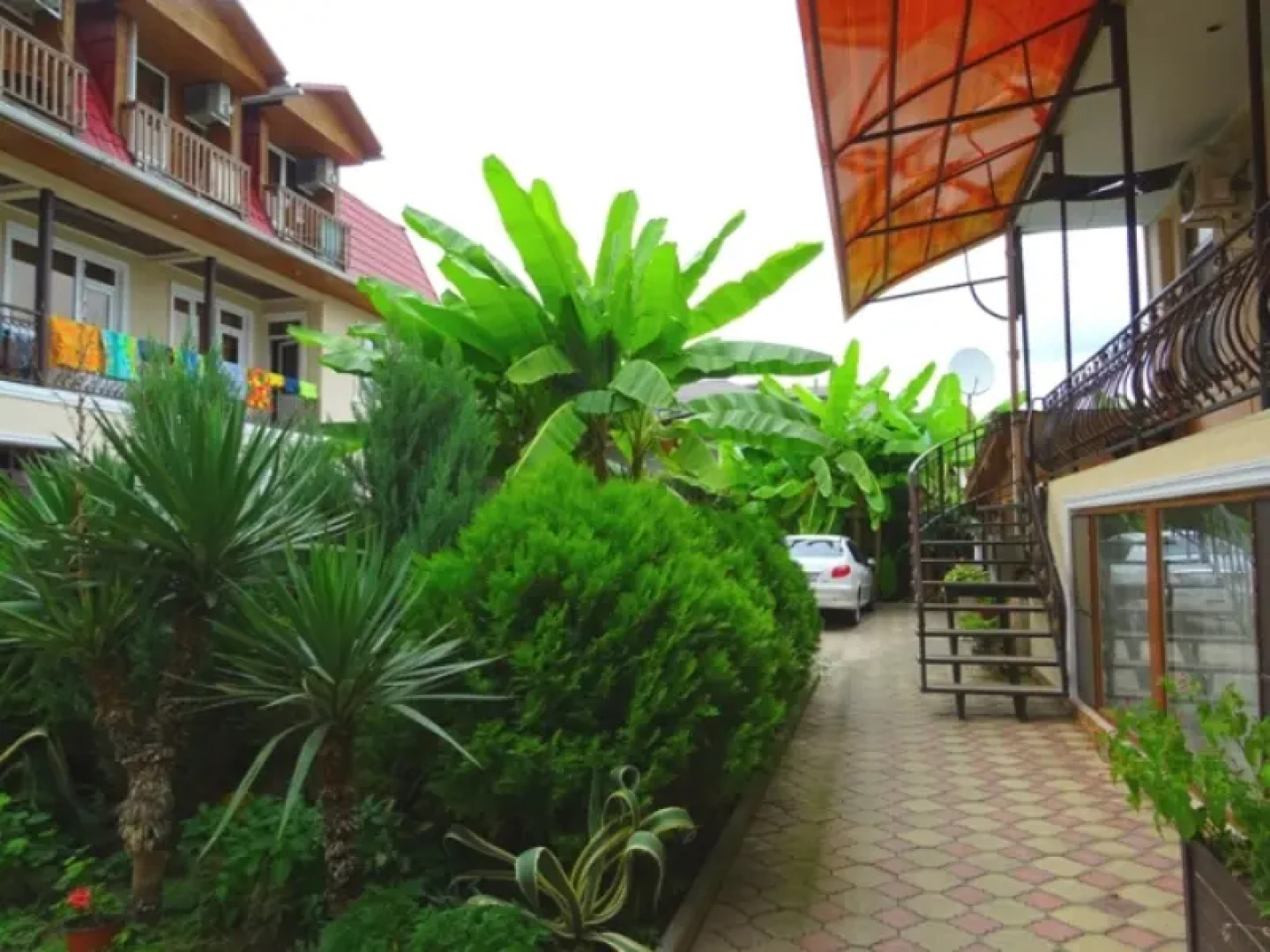 Отель Милана