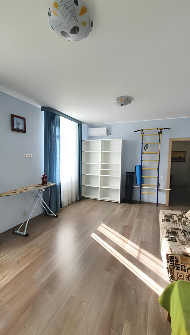 Апартаменты SimSim на Тюльпанов (2)