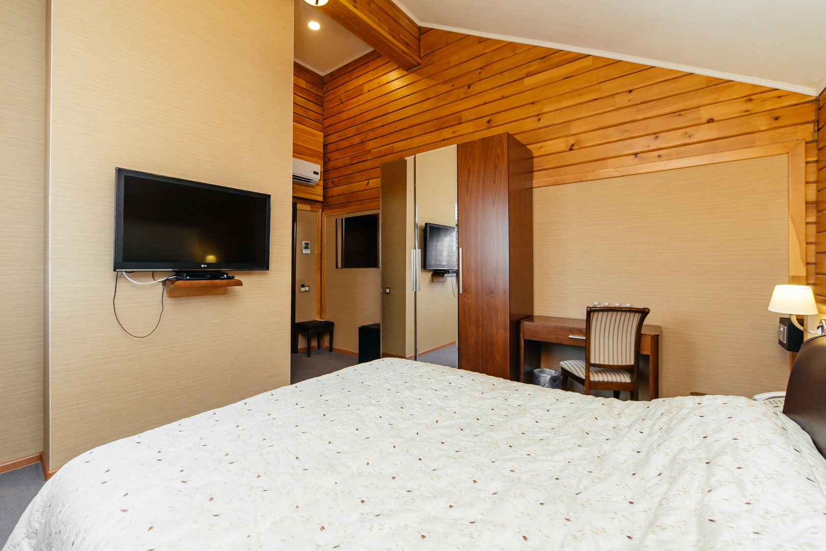 Отель Заречье