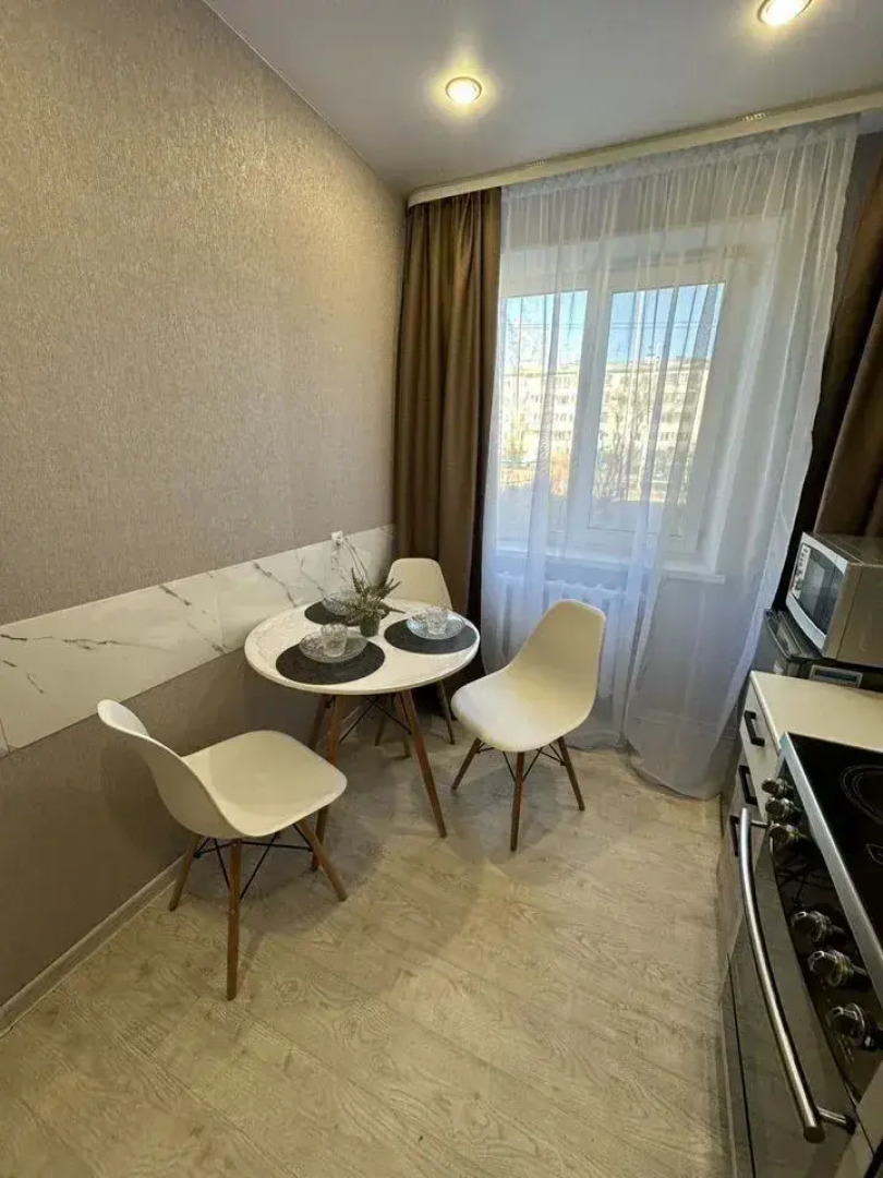 Квартира на улице 50 лет Октября 203/1