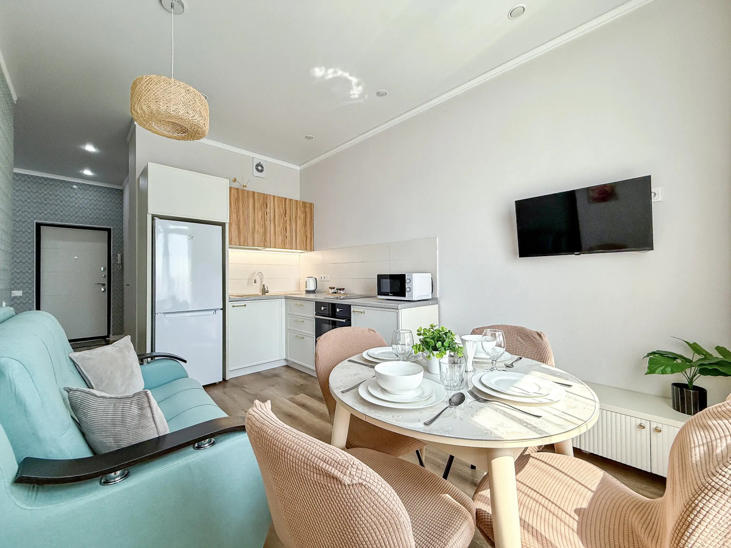 Апартаменты Энгельса 93 21 этаж вид на море