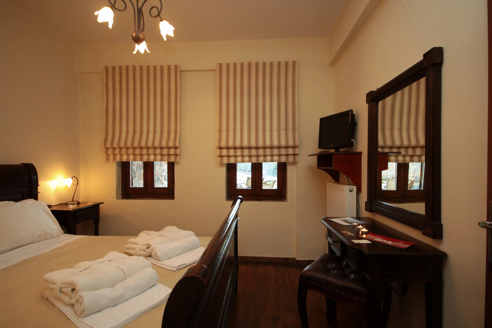 Отель Menalia Villas & Suites