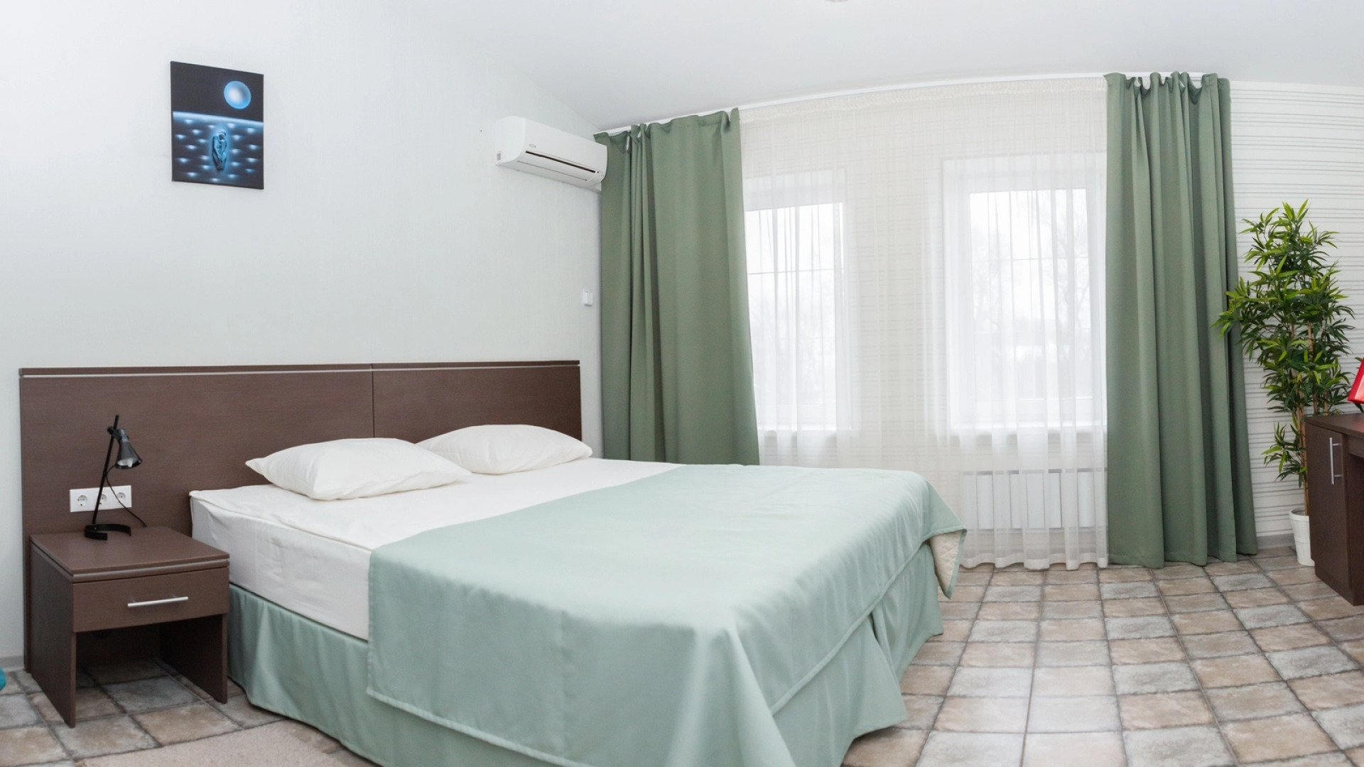 Отель А108-27 км