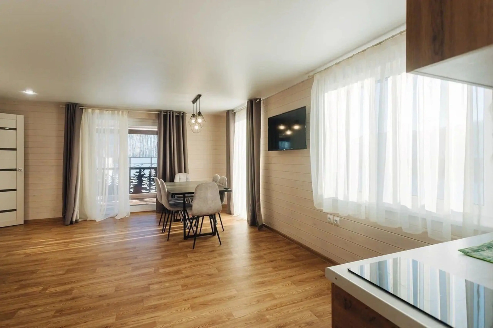 Частный Дом Ёлки 4