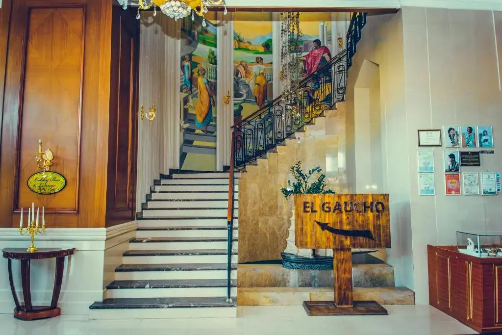 Отель и бизнес-центр Diplomat