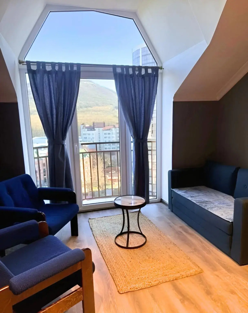 Квартира Дизайнерская 1-комнатная с великолепным видом на Машук