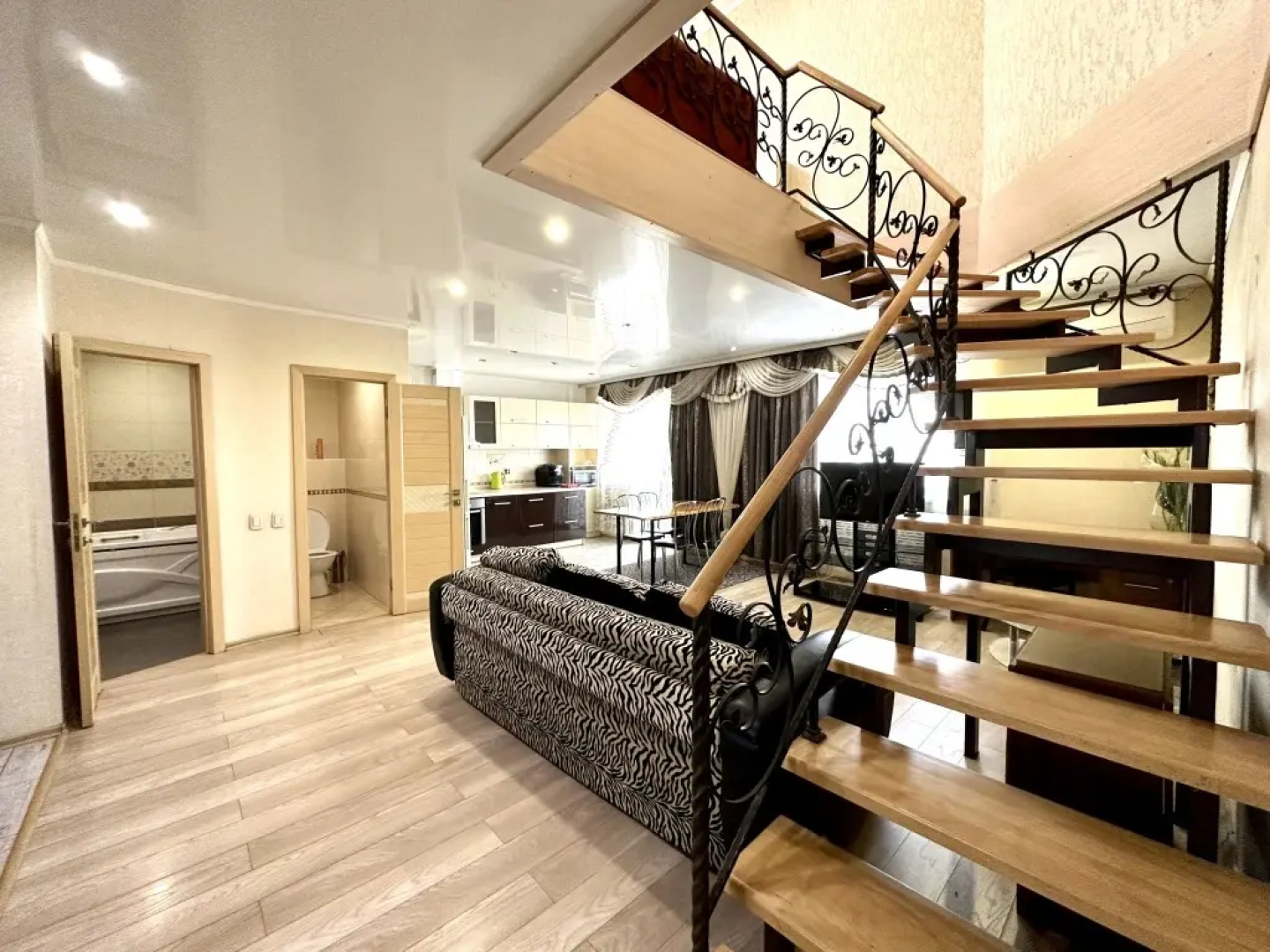 Апартаменты 912 Флэтс-Лайн на улице Красноармейская 100