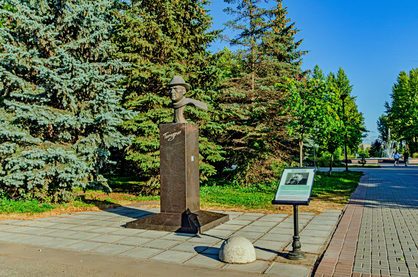 Квартира 2 ком с дизайнерским ремонтом в центре