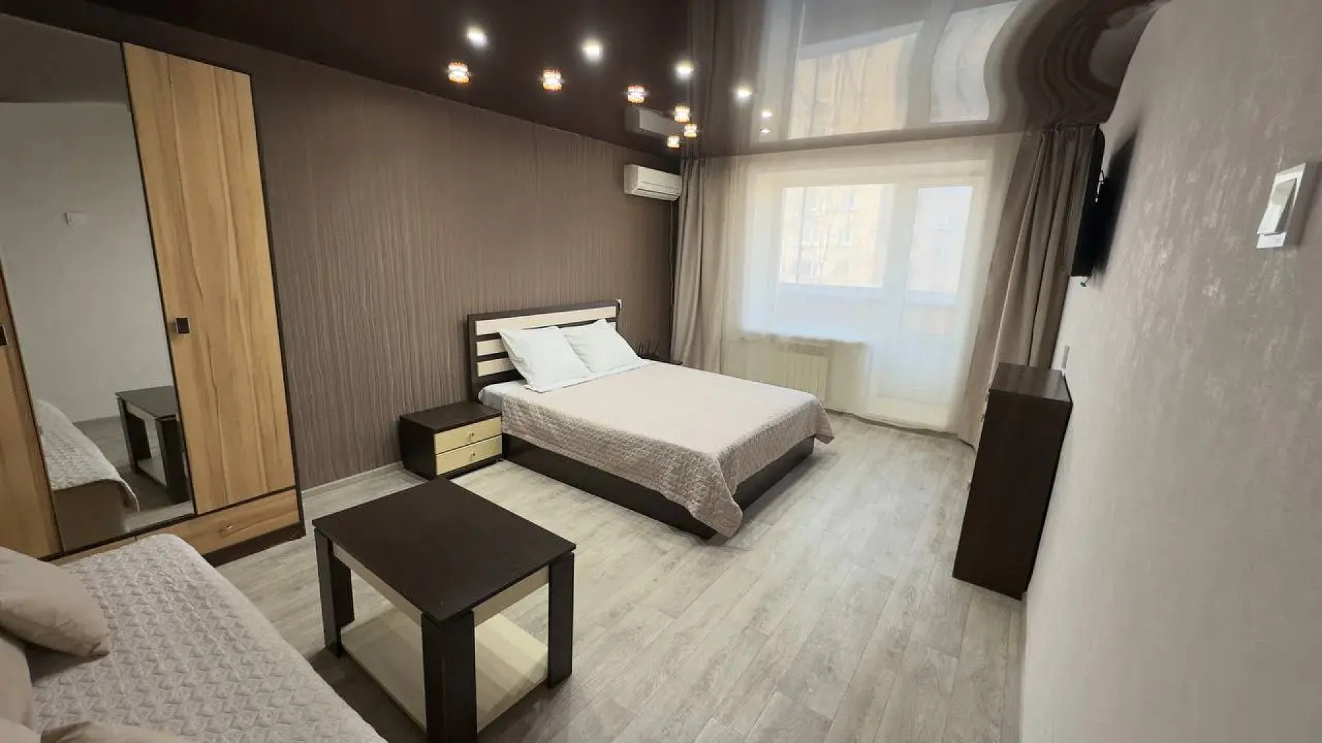 Квартира комфорт Интернациональный 6