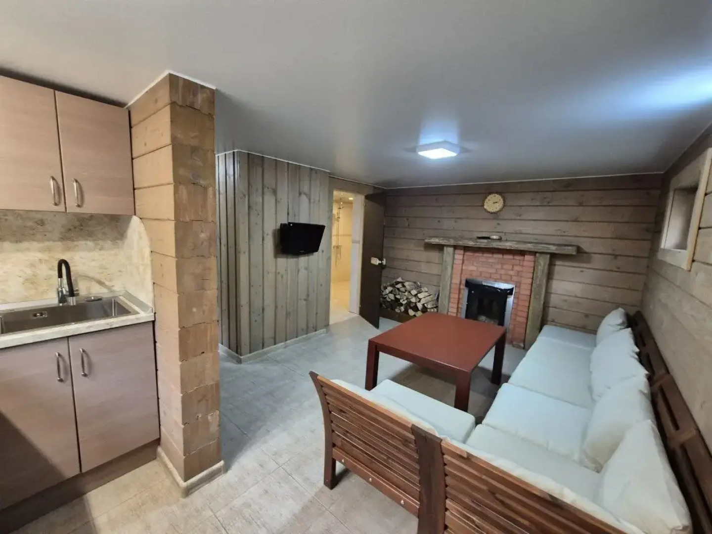 Частный дом Загородный дом Suki Rent у озера