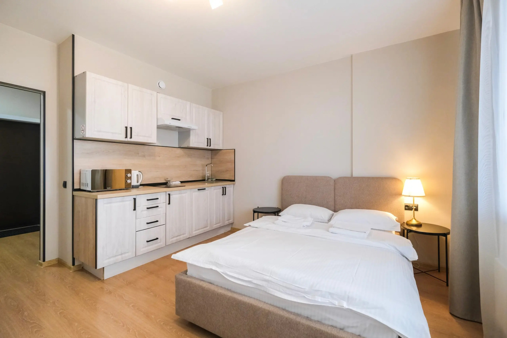 Апартаменты Домант Романова 60/1