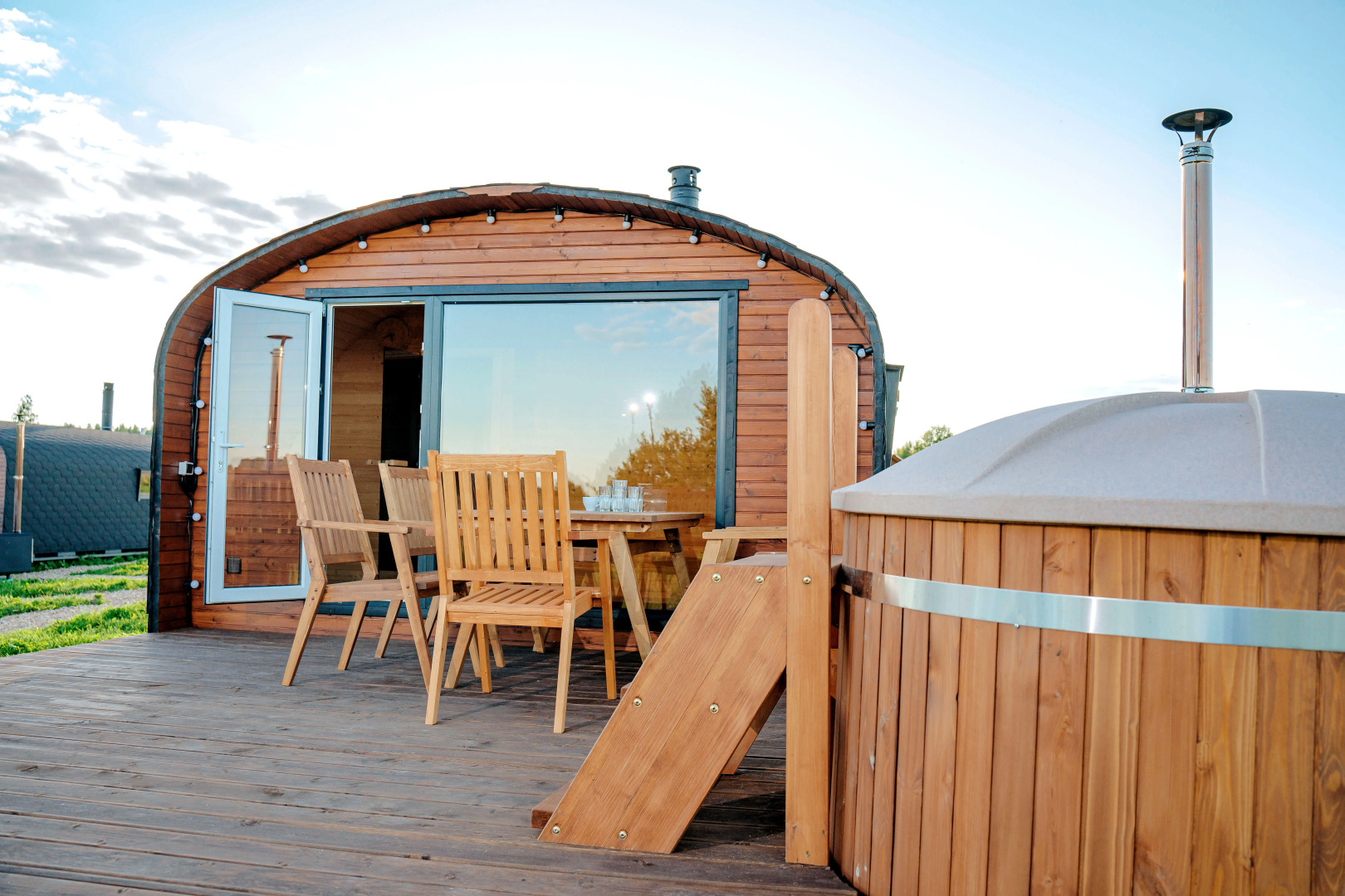 Глэмпинг Носороги