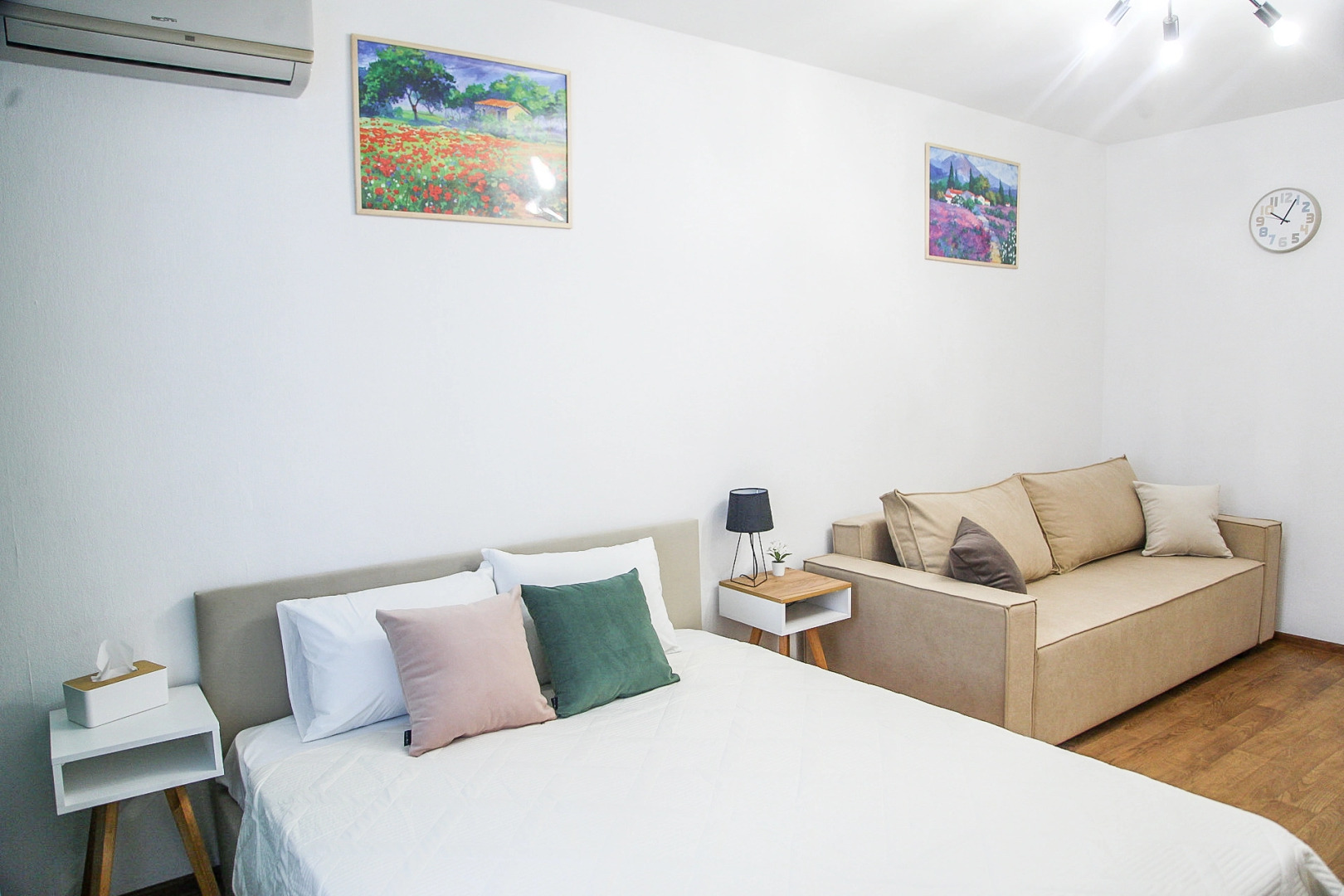 Квартира VOLGA APARTMENTS