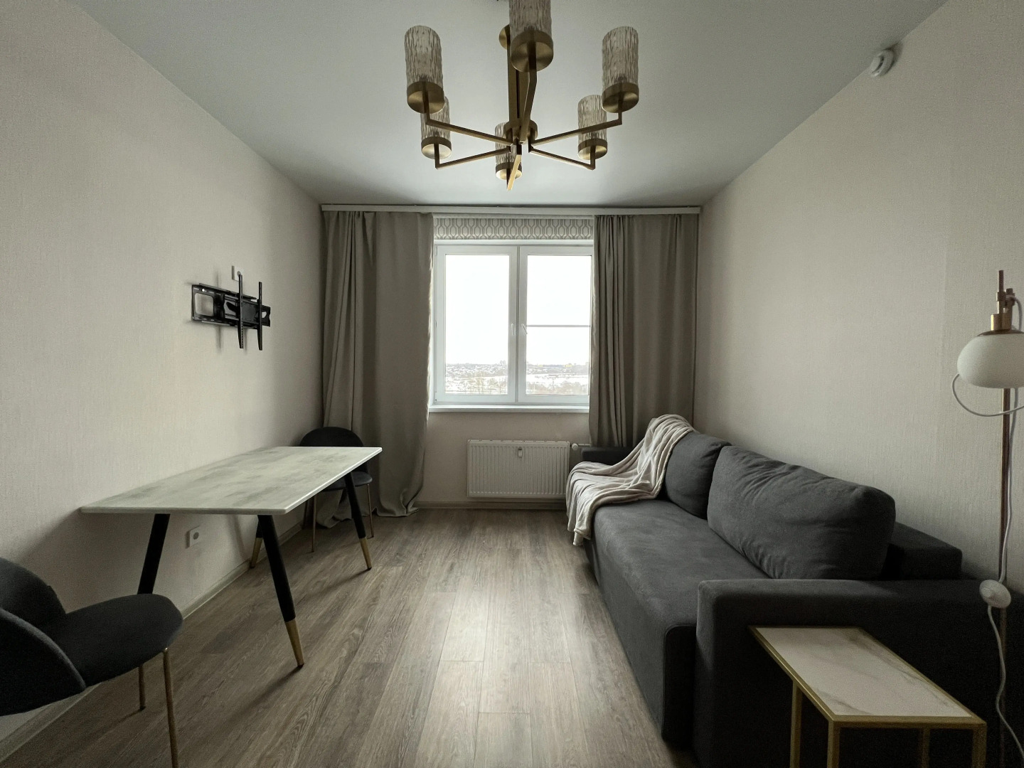 Апартаменты Евро 2-ком Логинова 7/2-488