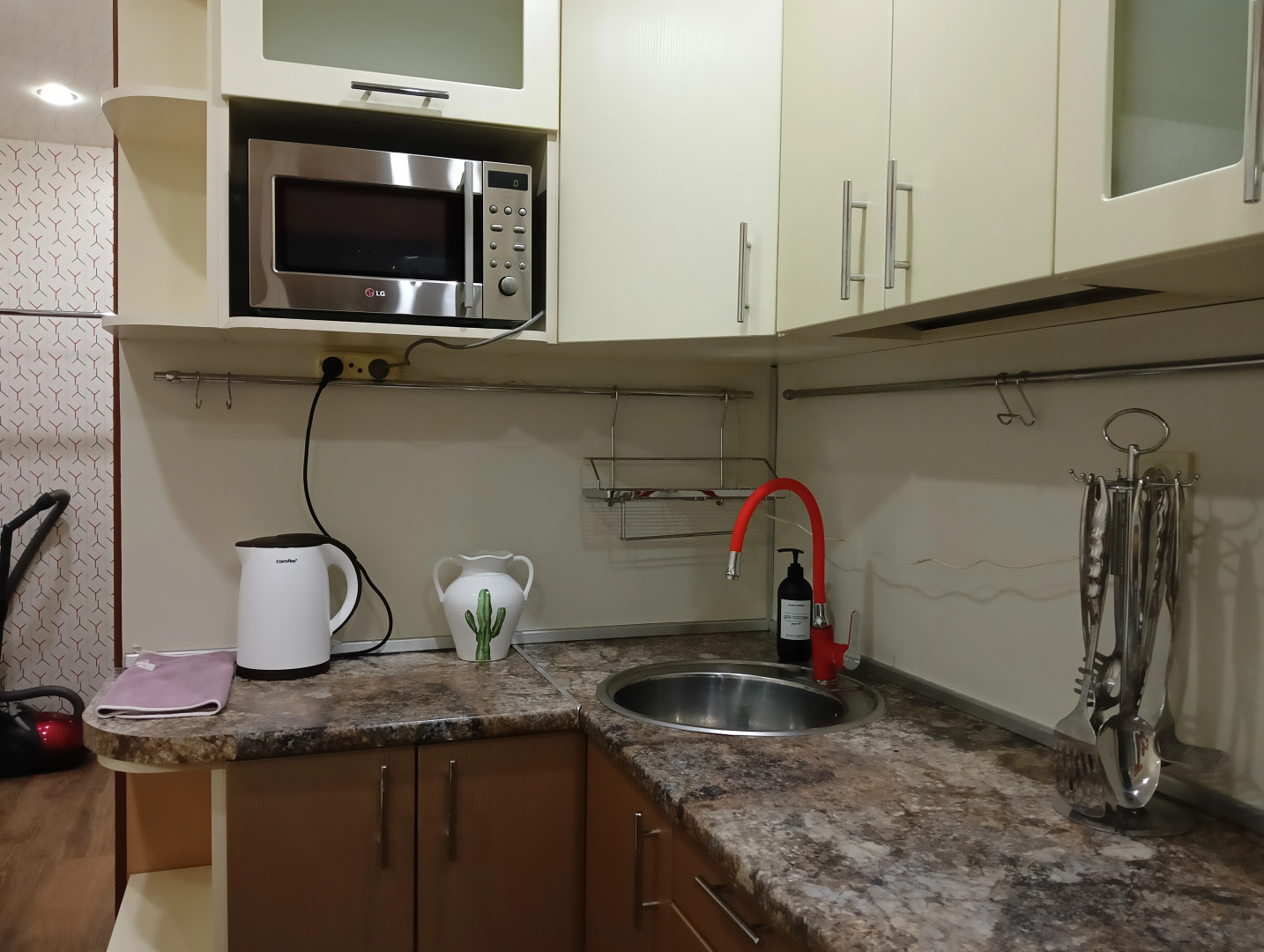 Квартира Ваш Рантье на Книповича 19 рядом с Cosmos