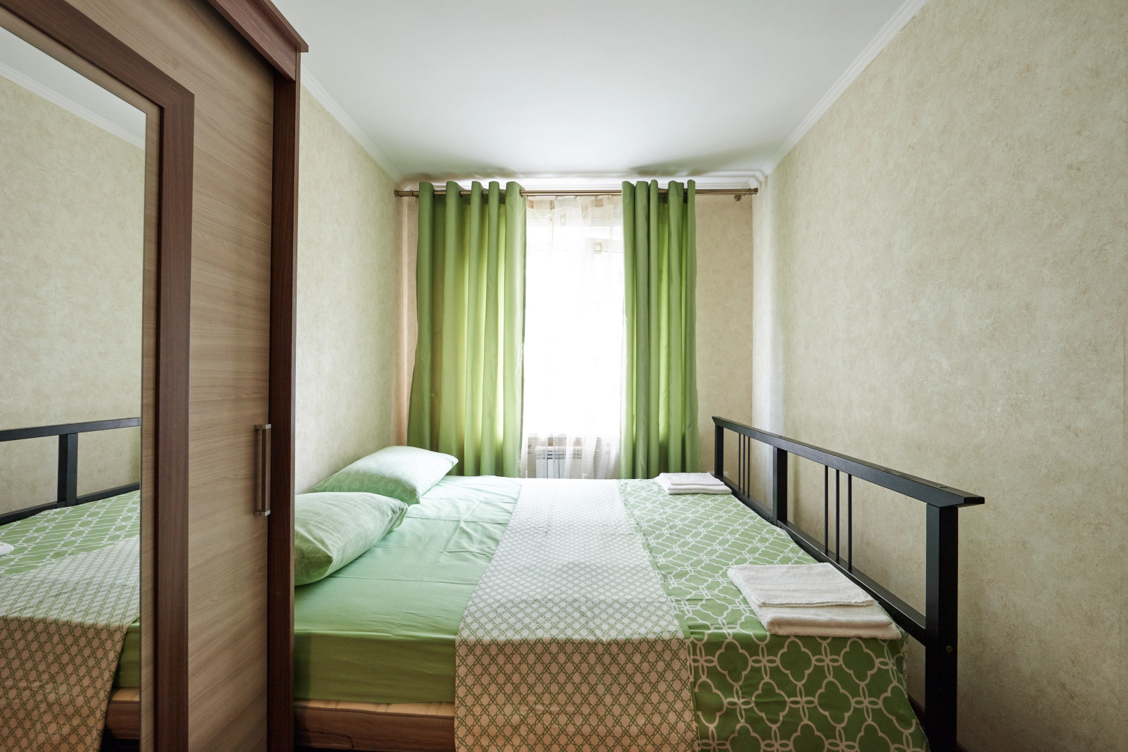 Апартаменты Царев Дом на Челюскинцев 13