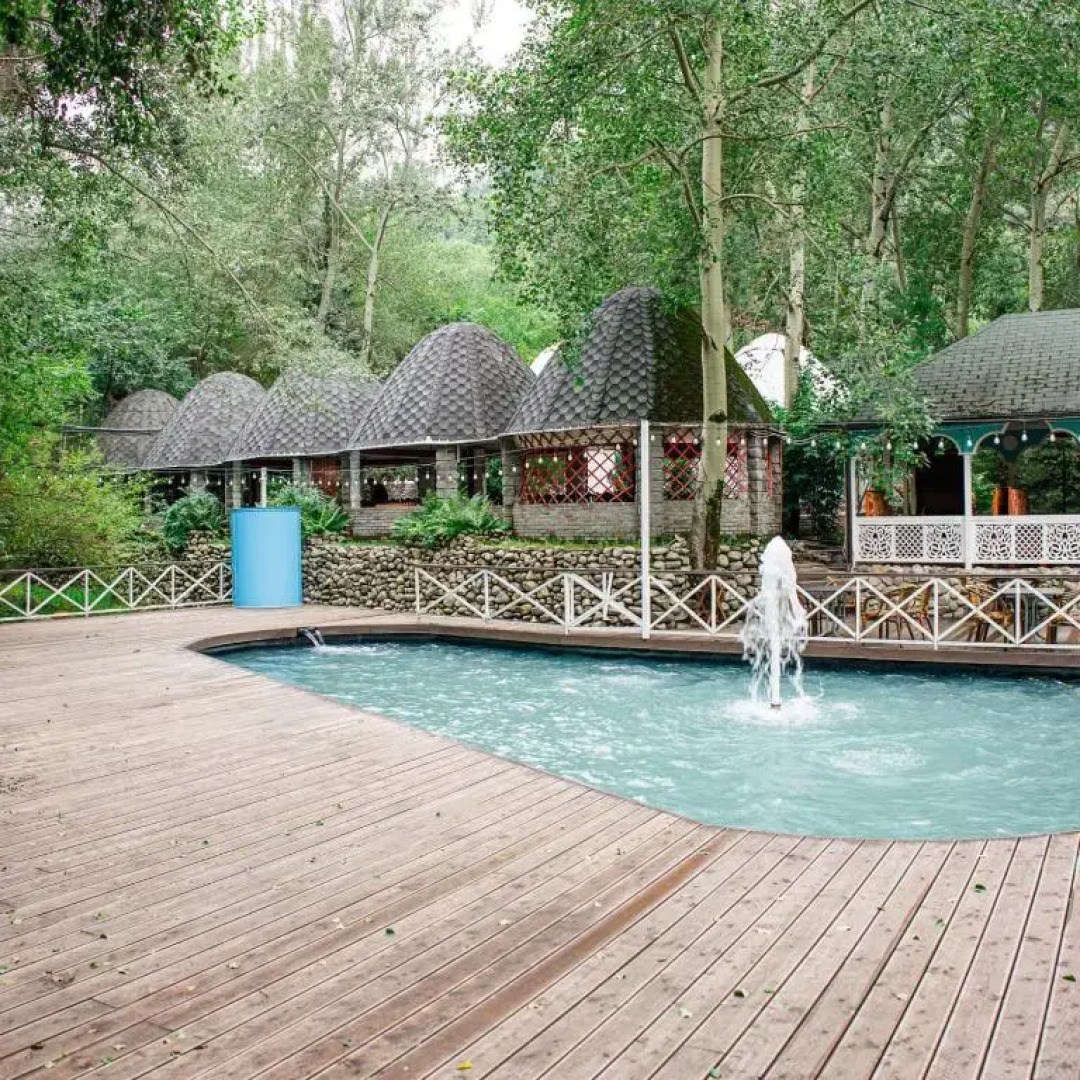 Отель Тау-House