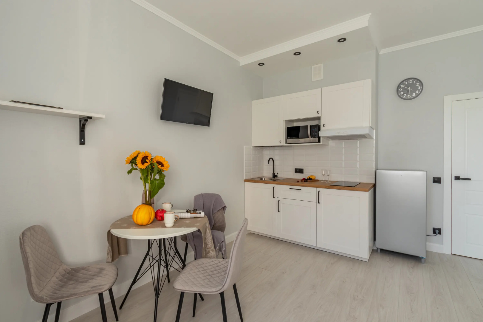 Апартаменты -студия в Песочном