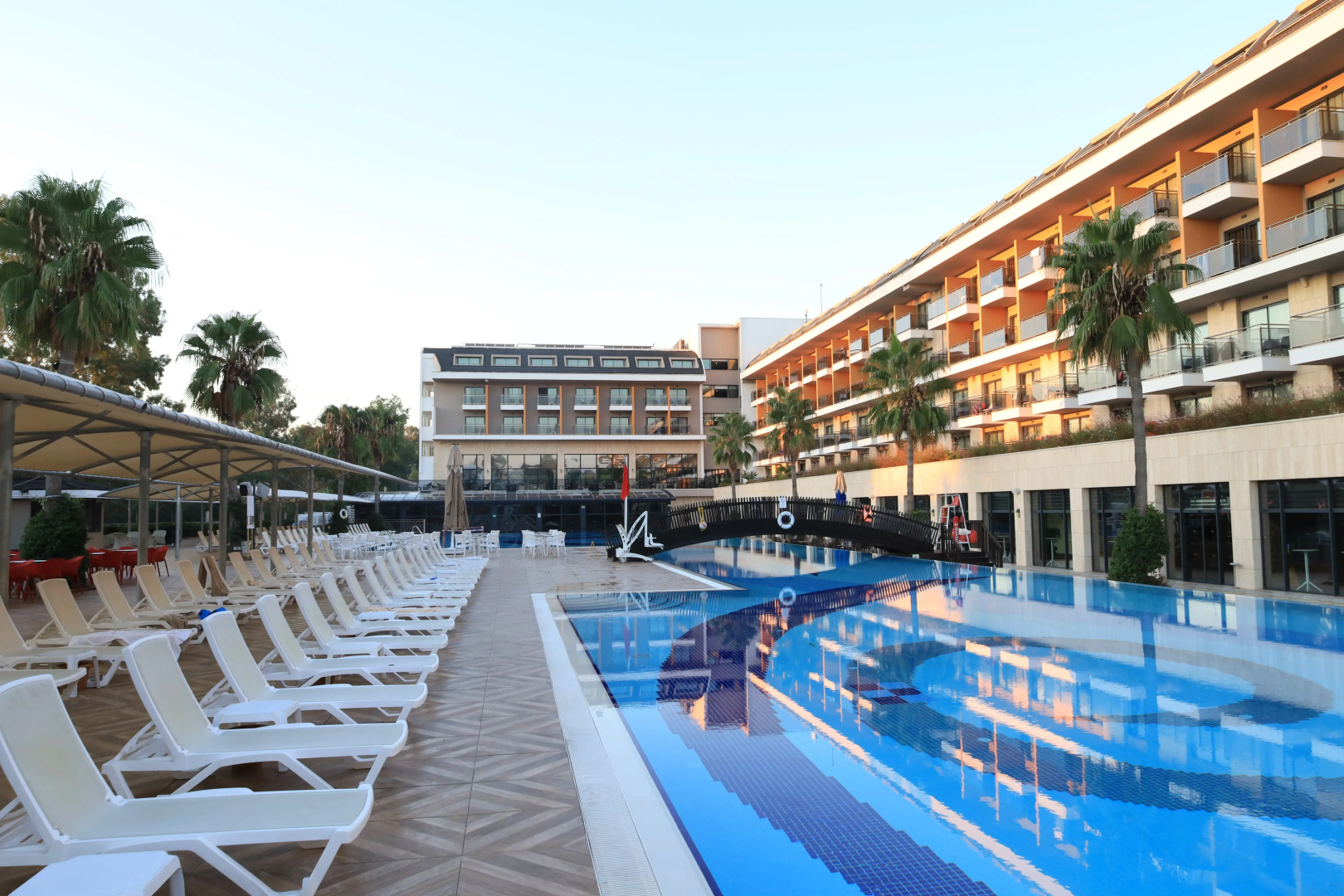 Курортный отель Aydinbey Queen's Palace & Spa - Ultra All Inclusive