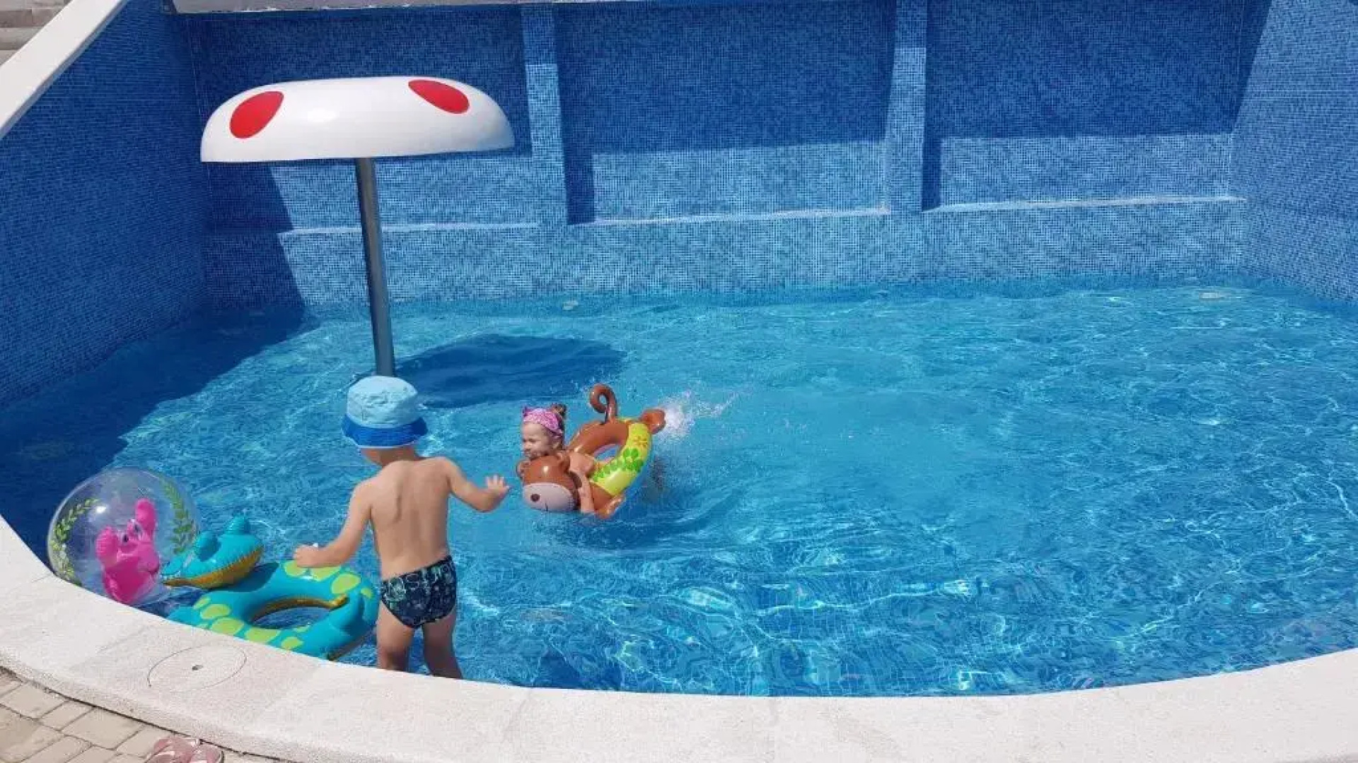 Отель Оазис