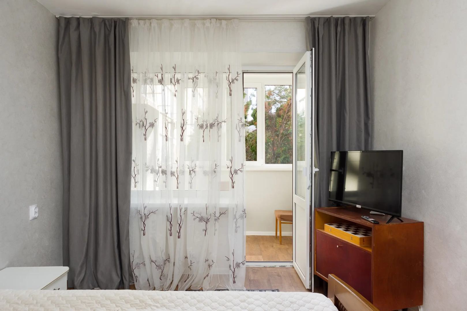 Апартаменты Жуковского 10