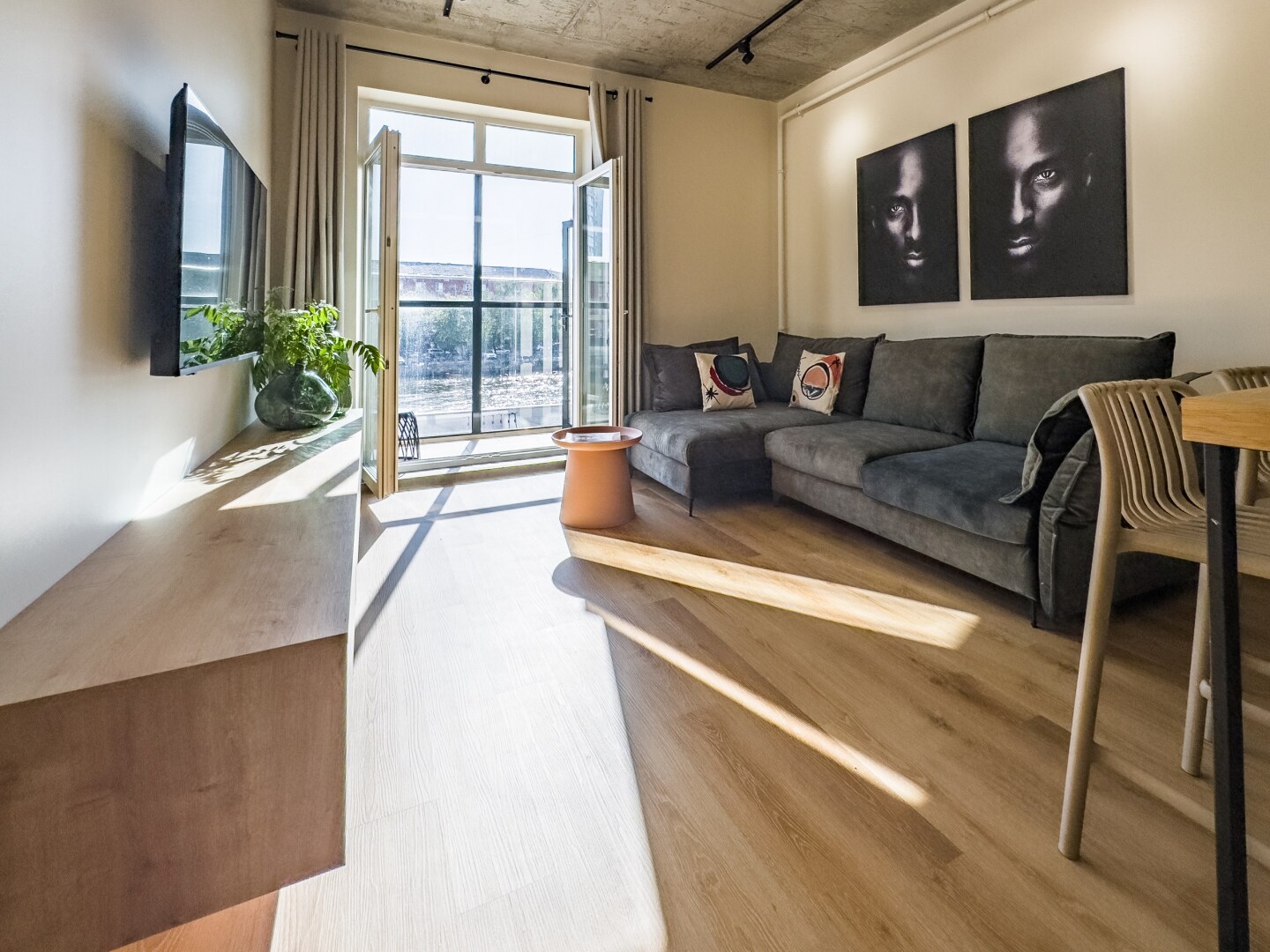 Квартира Апартамент С ВИДОМ НА РЕКУ в ЖК Рыбная Деревня