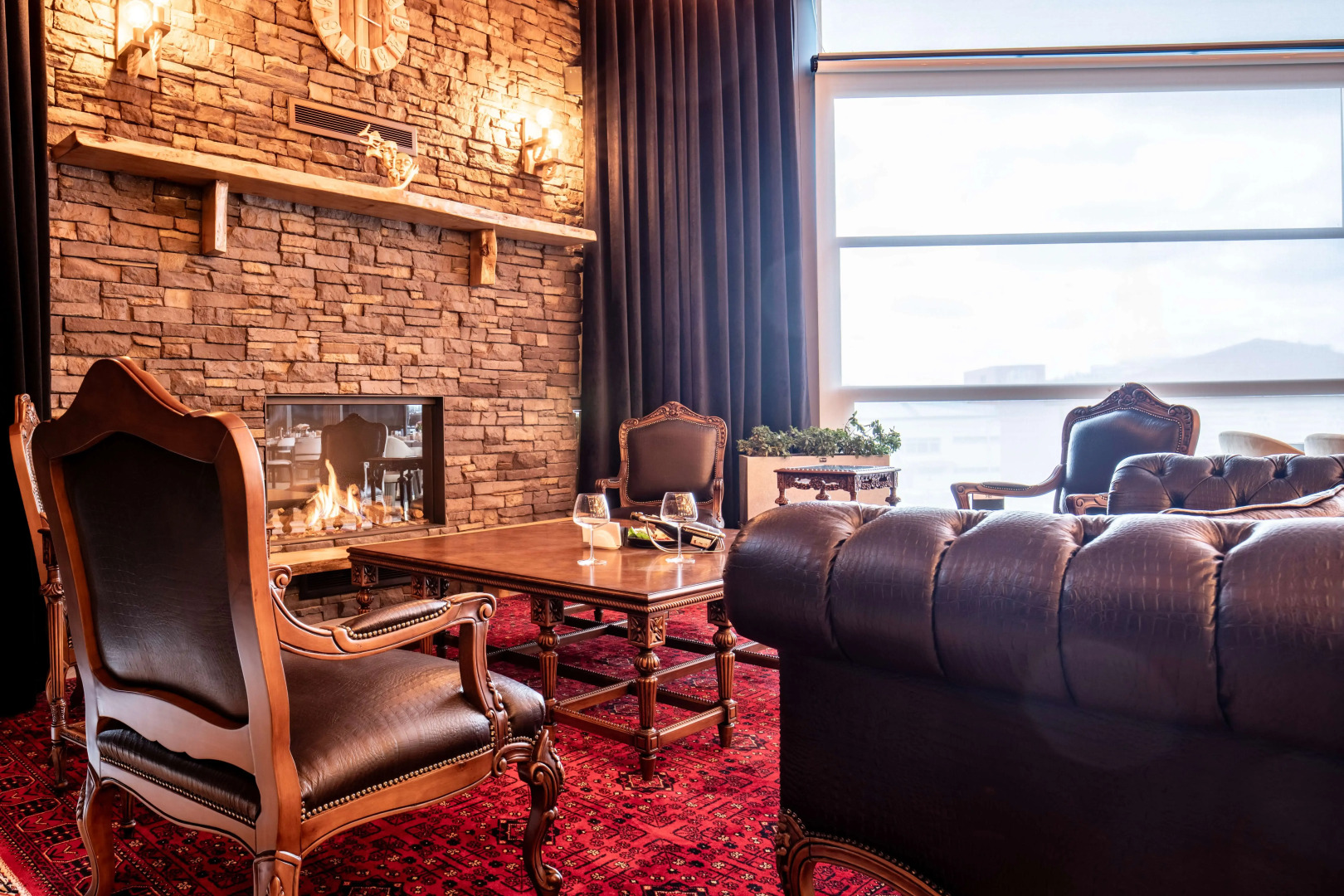 Royal Stay Palace Hotel