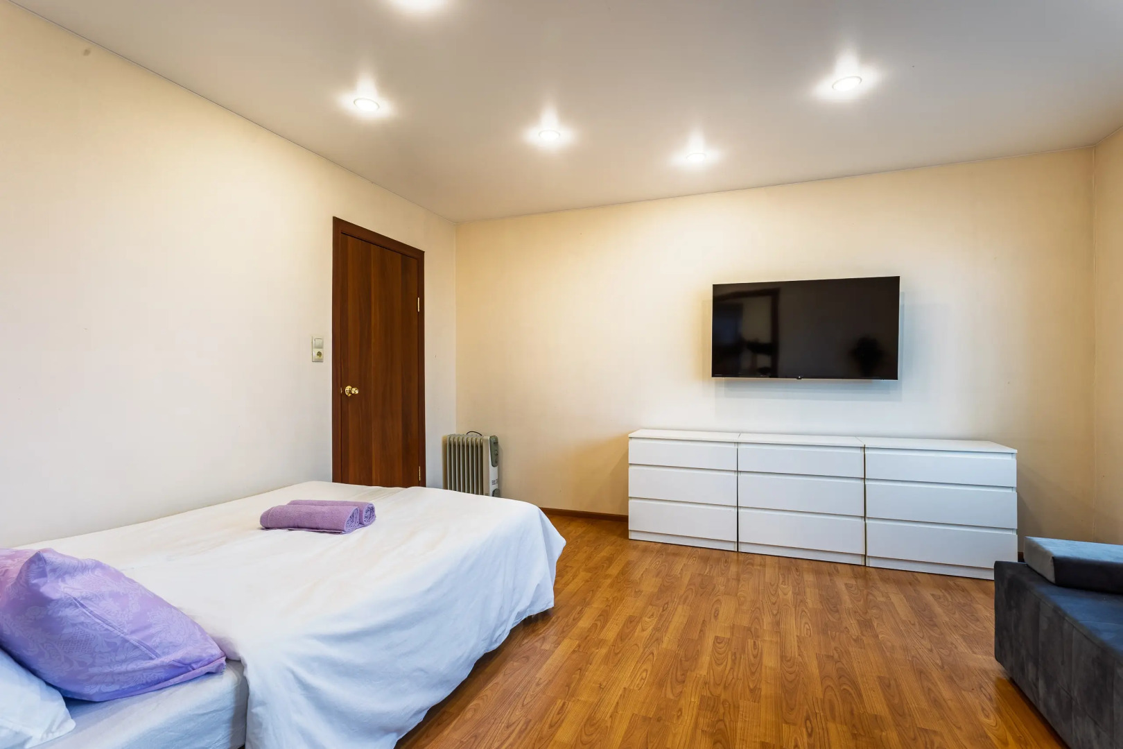 Апартаменты Четырехкомнатные в центре города