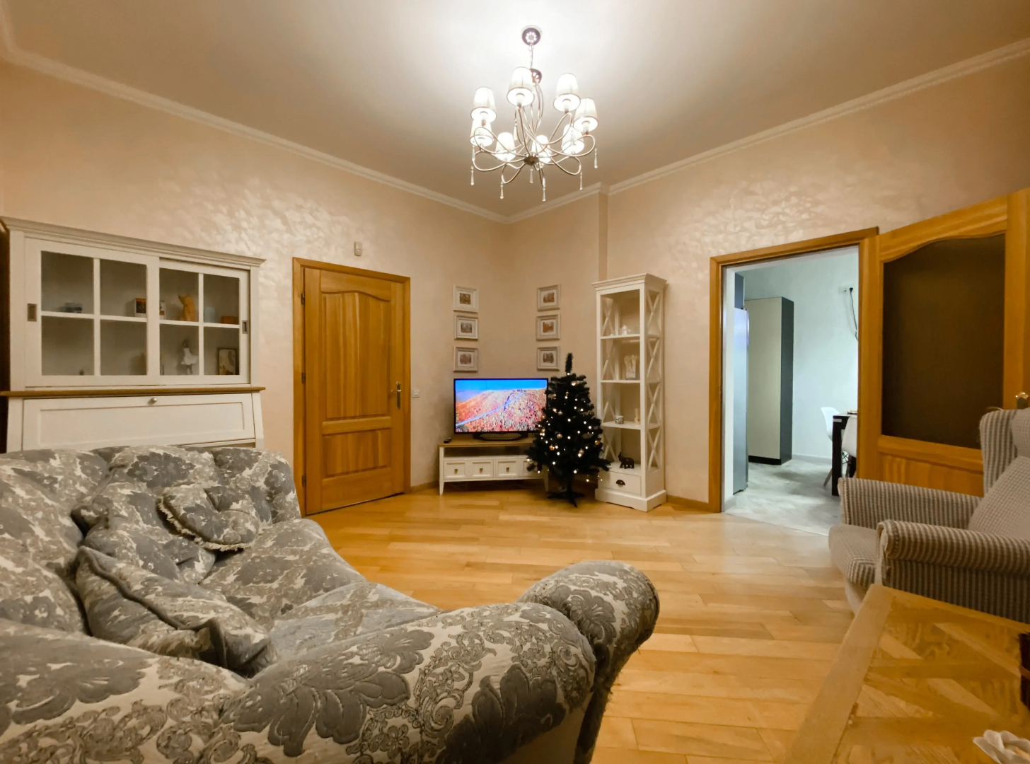 Апартаменты Просторные в Историческом Районе на Заводской