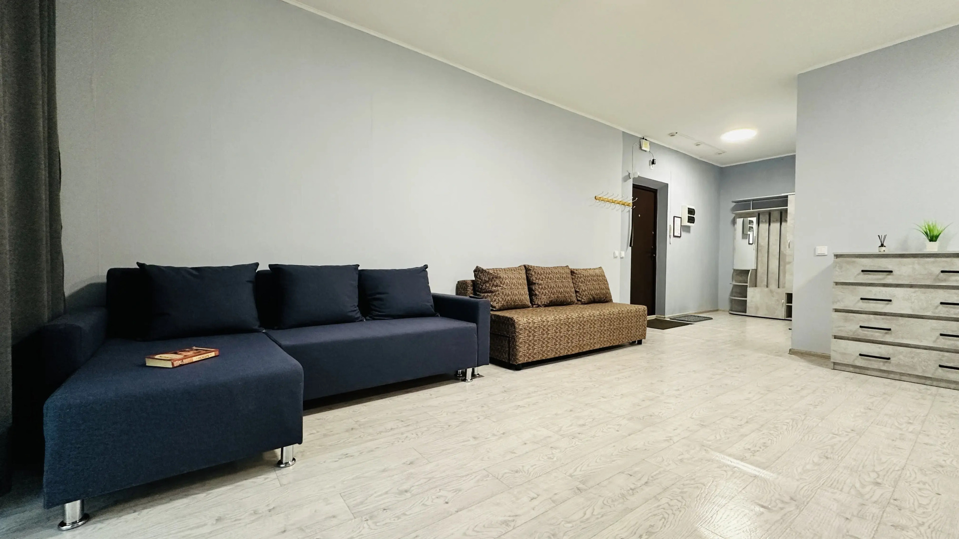 Квартира Большая Однокомнатная у Балатовского парка